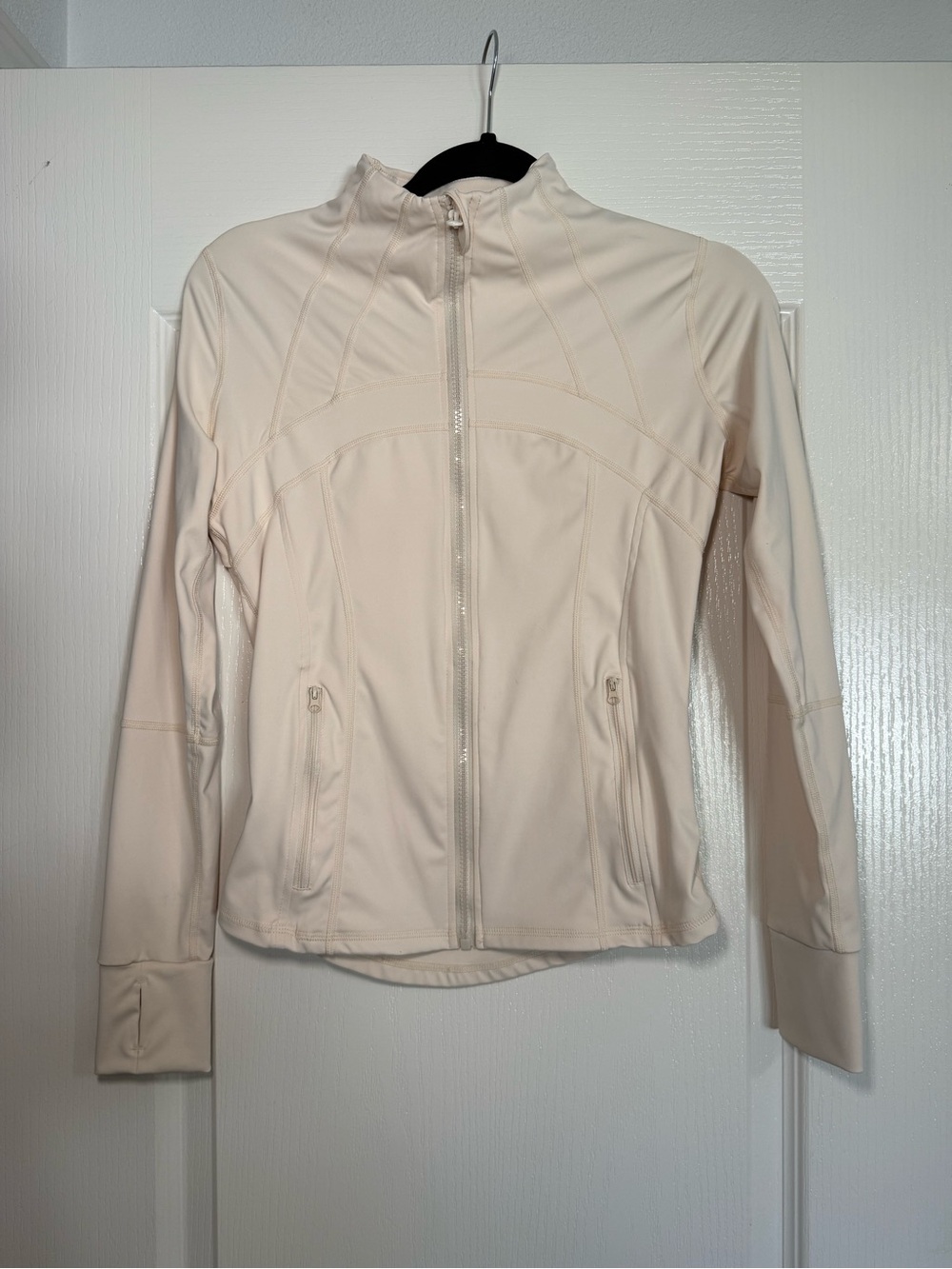 Women’s Lightweight Athletic Sports Zip-Up Jacket Size Small Apricot/Cream